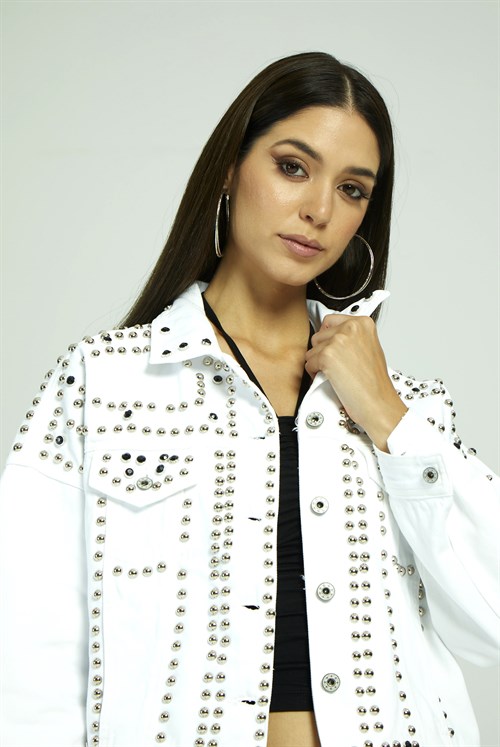 Kadın Özel Tasarım Metal Zımbalı Kot Ceket